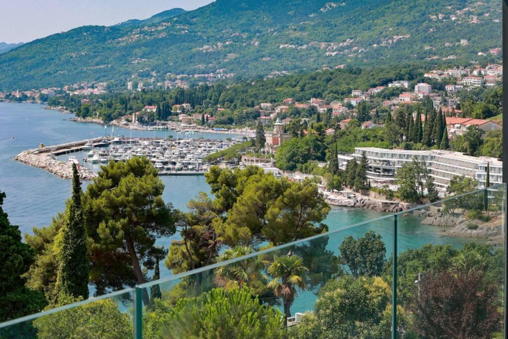 Appartamento Marena - Trees To Seas Luxury Escape Abbazia Esterno foto