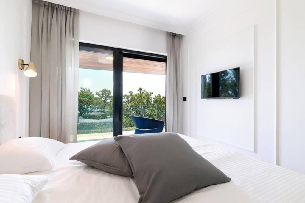 Appartamento Marena - Trees To Seas Luxury Escape Abbazia Esterno foto