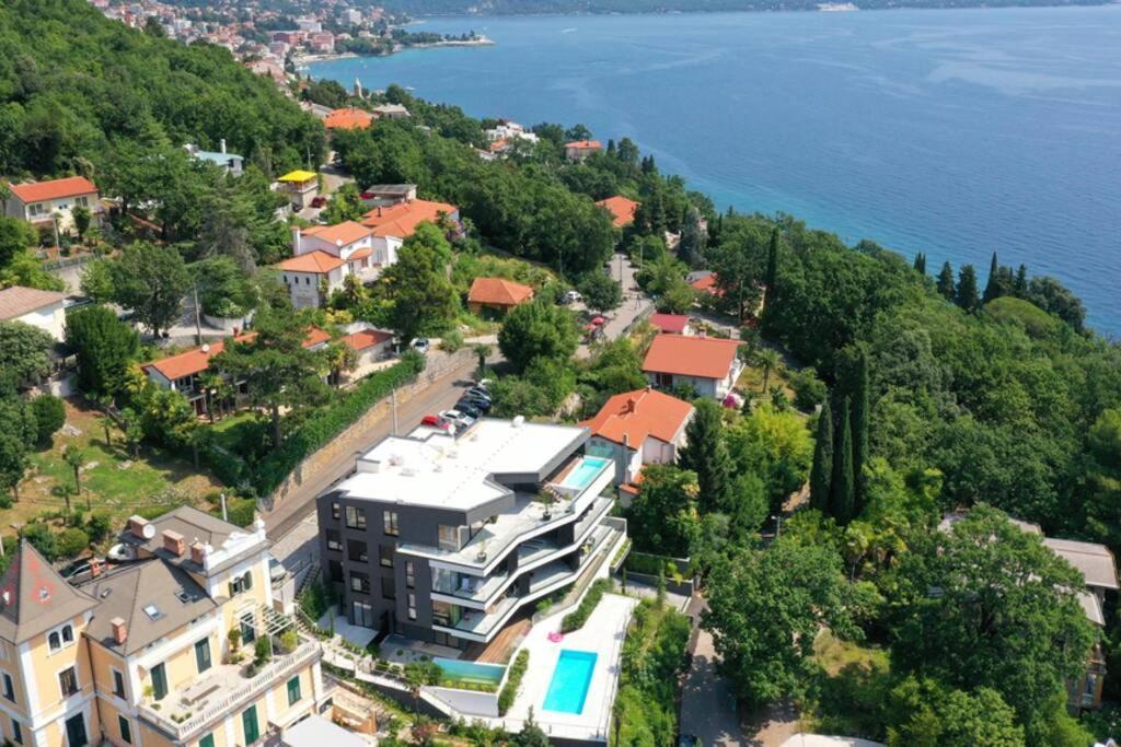 Appartamento Marena - Trees To Seas Luxury Escape Abbazia Esterno foto