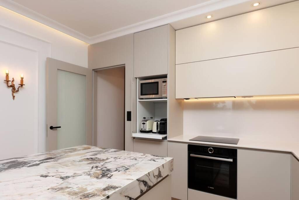 Appartamento Marena - Trees To Seas Luxury Escape Abbazia Esterno foto