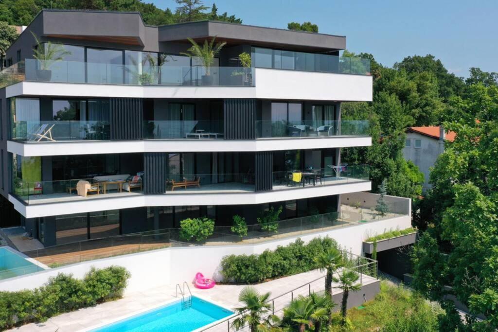 Appartamento Marena - Trees To Seas Luxury Escape Abbazia Esterno foto