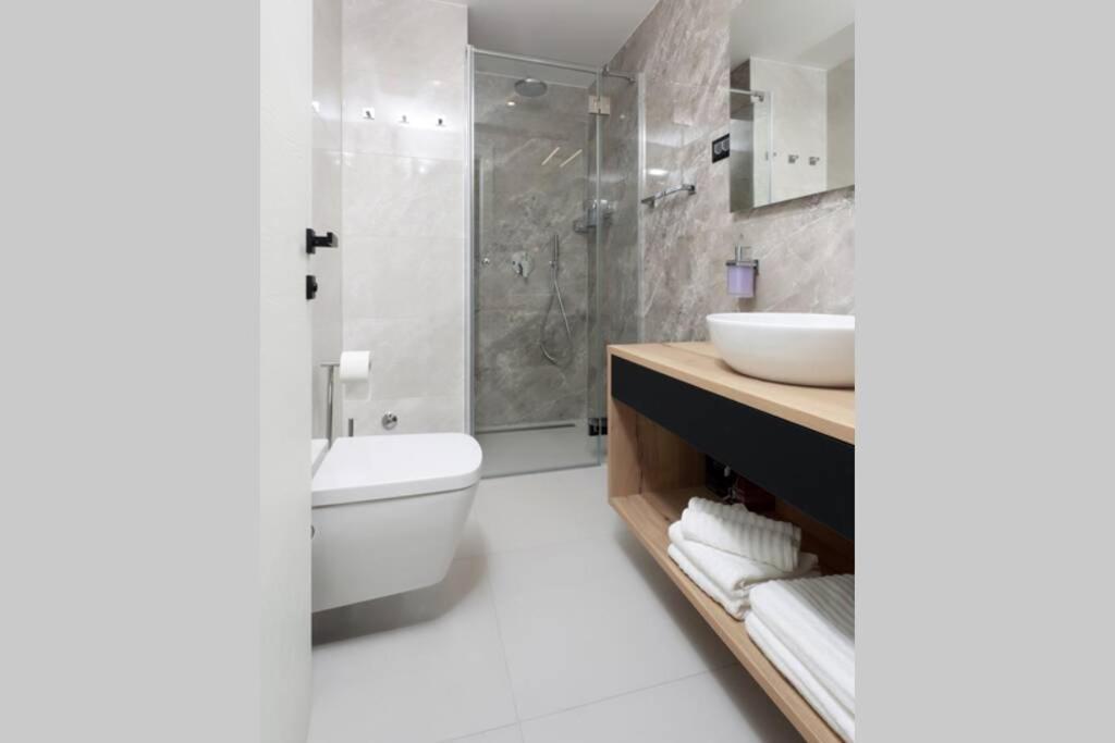 Appartamento Marena - Trees To Seas Luxury Escape Abbazia Esterno foto