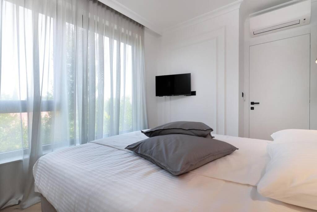 Appartamento Marena - Trees To Seas Luxury Escape Abbazia Esterno foto
